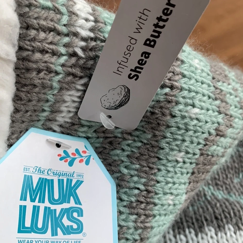 Muk Luks NEW Sleeper Socks Infused with Shea Butter Blue Multi OS Slipper Socks